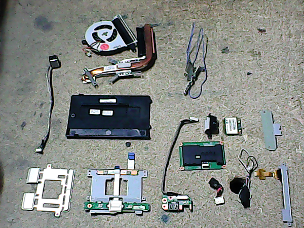 Lot de pieces 00706 Fujitsu lifebook S7220