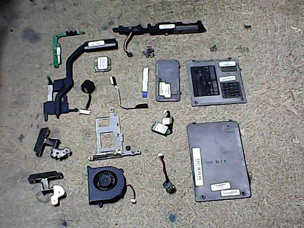 Lot de pieces 00756 HP Pavilion dv2