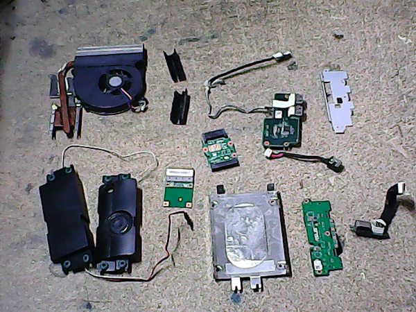 Lot de pieces 00761 Asus notebook X70A