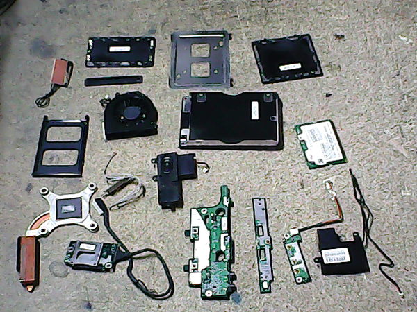 Lot de pieces 00767 HP Compaq nx7010