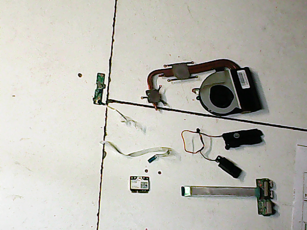 Lot de Pieces 00989 ASUS X43S