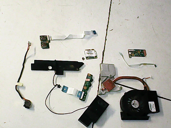 Lot de pieces 01002 HP Presario CQ61-305sf