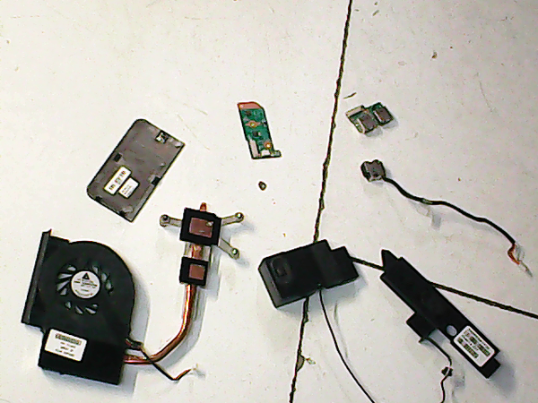 Lot de pieces 01011 HP Presario CQ61-303sf