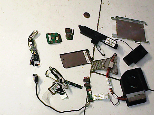 Lot de pieces 01045 HP Presario CQ71-403sf