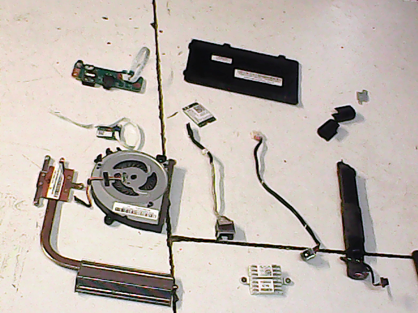 Lot de pieces 01156 FUJITSU Lifebook A555