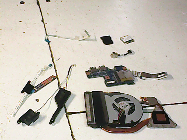 Lot de pieces 01173 Packard bell MS2291