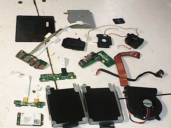 Lot de pieces 01174 Packard bell Yamit GP F5YS-1