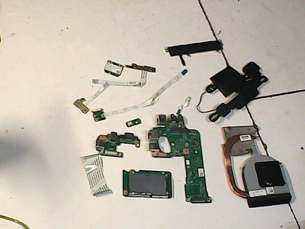 lot de pieces 01222 DELL Vostro 3550 P16F