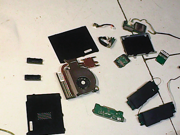 lot de pieces 01246 Asus X70AC