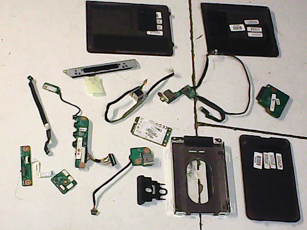 Lot de pièces 01270 HP dv9000