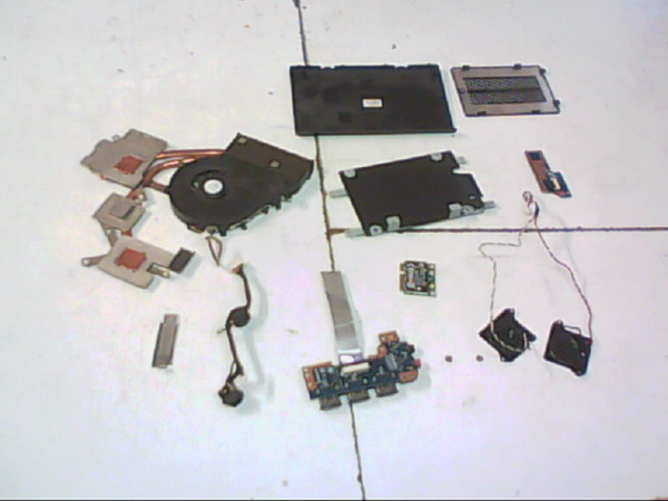 Lot de pieces 01310 Sony Vaio PCG-71411M