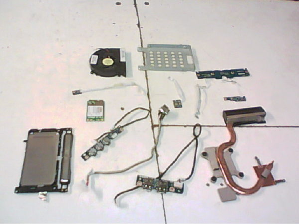 Lot de pieces 01323 HP dv7-1115ef