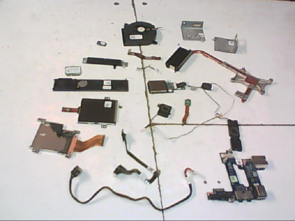 Lot de pieces 01326 Dell E6500 PP30L