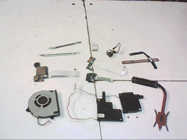 Lot de pieces 01337 Lenovo G70-70