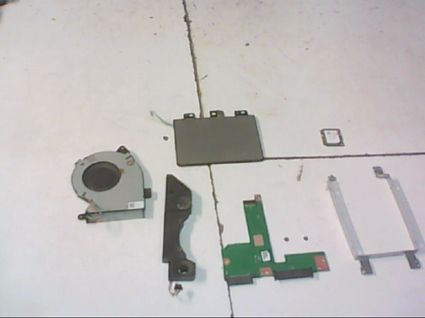 Lot de pieces 01525 Asus R540L