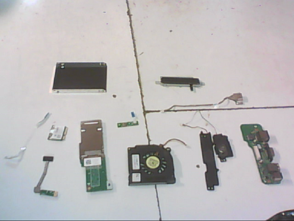 Lot de pieces 01570 Dell Inspiron 1545 PP41L