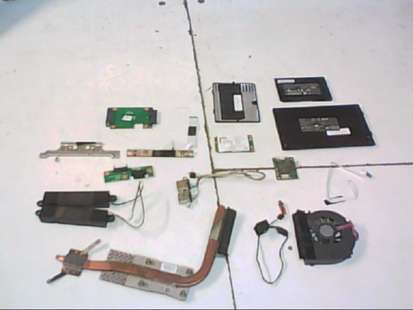 Lot de pi?ces 01423 HP 6830s