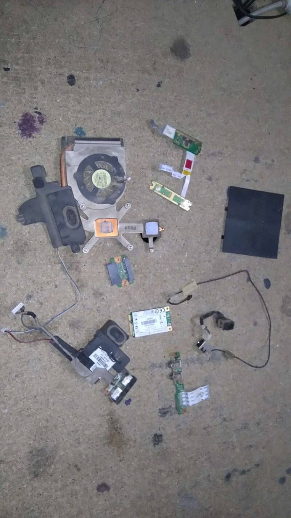 LOT PIECES 0061 COMPAQ FT233EA#ABF