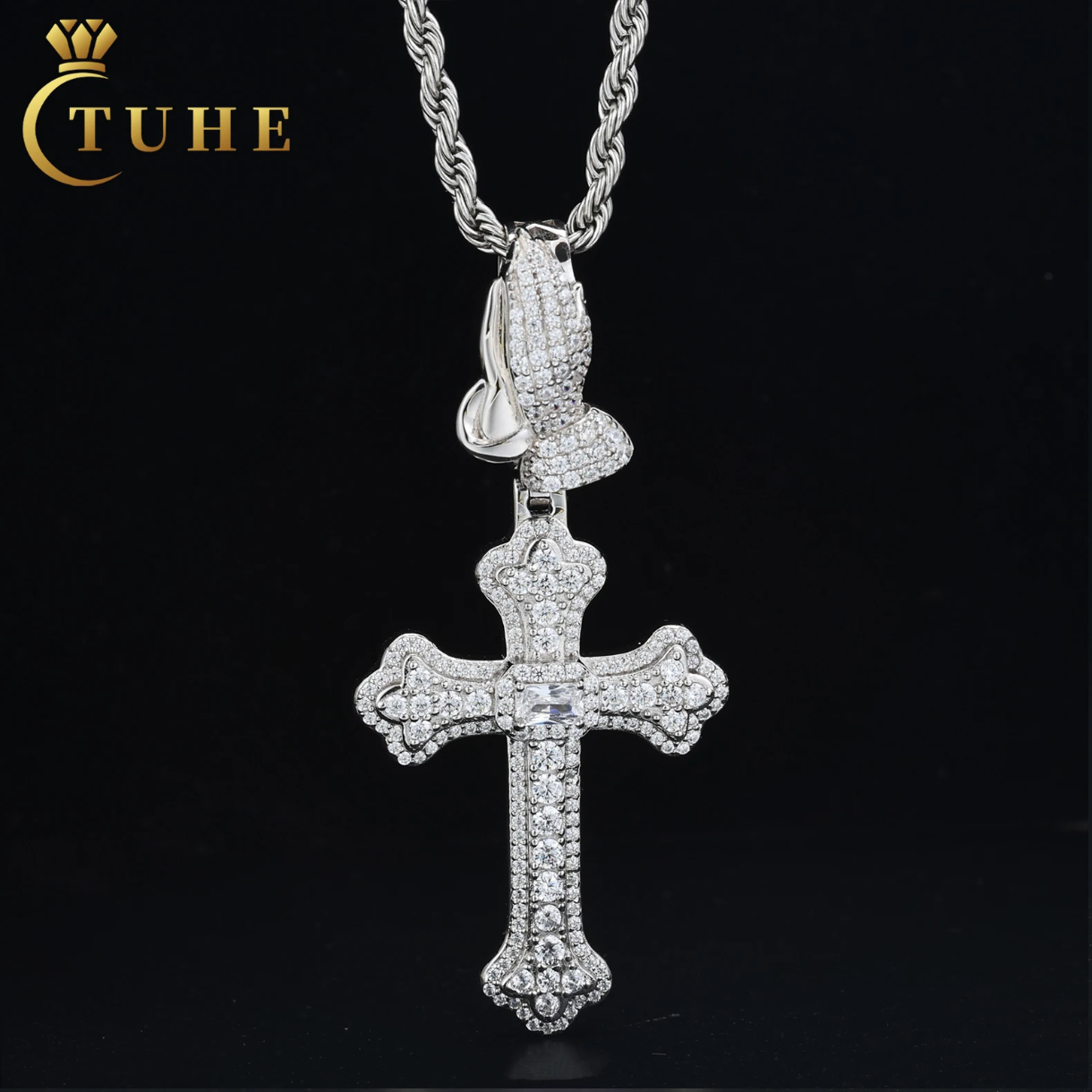 Colgante manos cruz diamantes