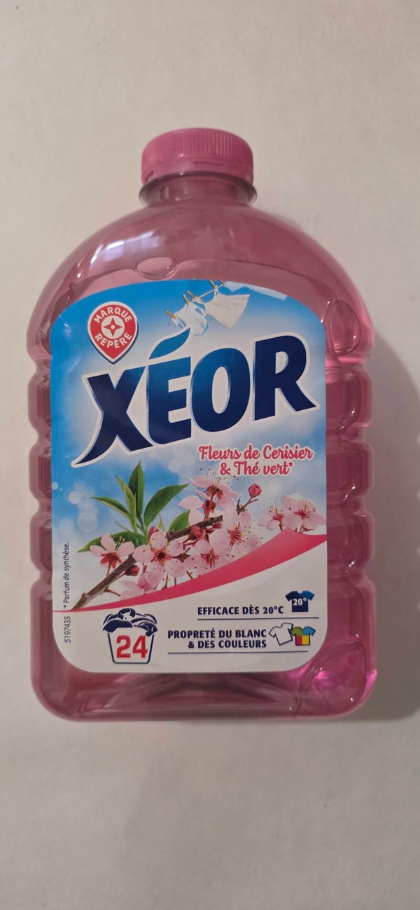 Lessive liquide fleur de cerisier et thé vert