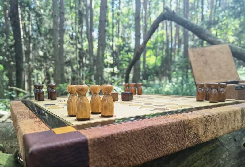 Mensch ärgere dich nicht, Brettspiel, aus Holz, Unikat