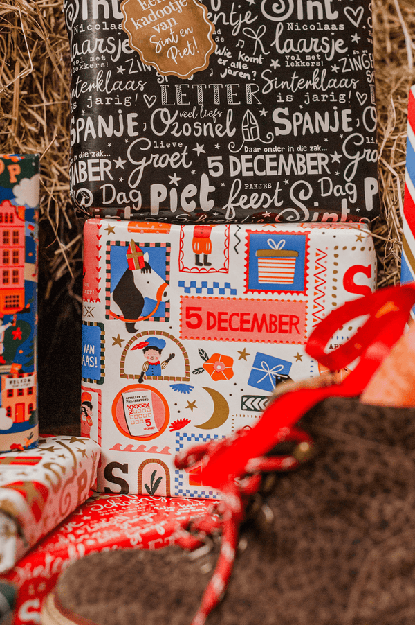 Inpakpapier-sinterklaas pret