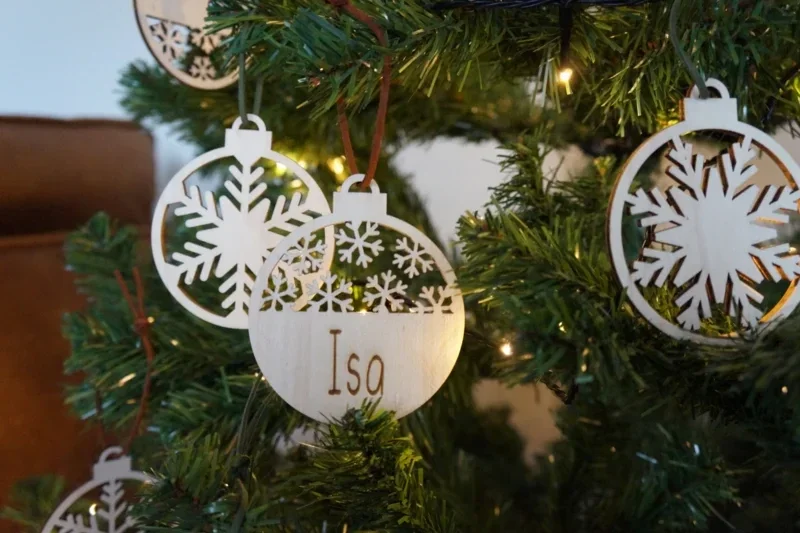 Kerstbal met ijskristal