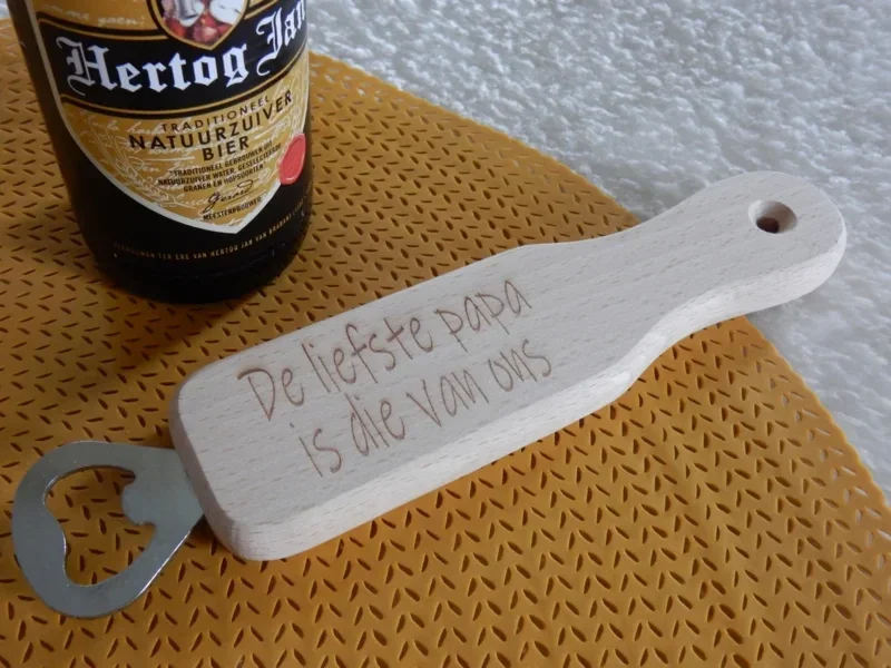 Bieropener eigen tekst