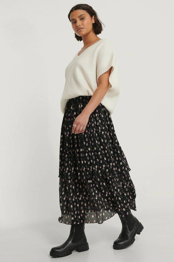 NA-KD Structured Smocked Midi Skirt