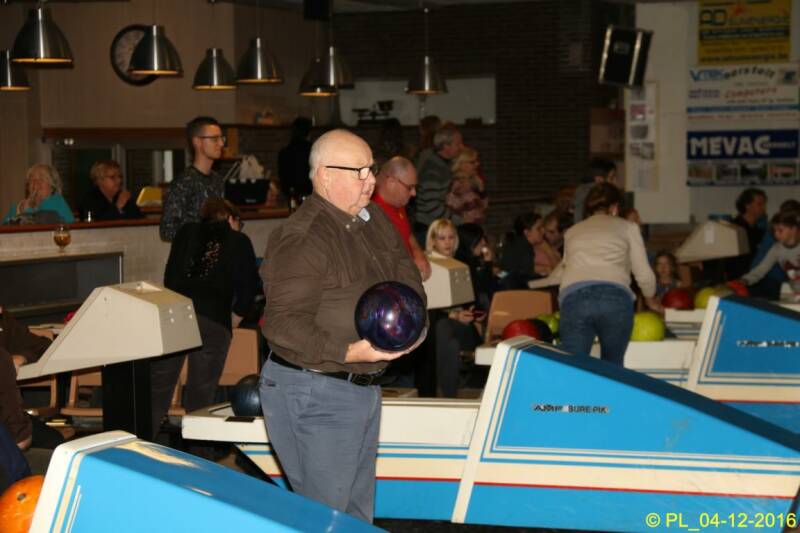 20161204Bowling10.jpg
