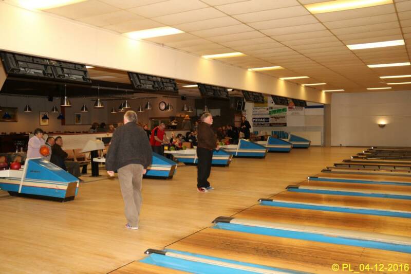 20161204Bowling15.jpg
