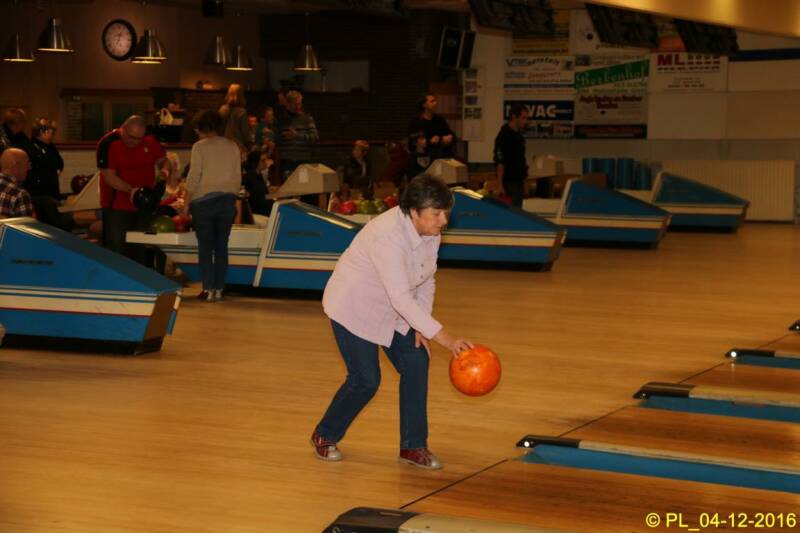 20161204Bowling16.jpg