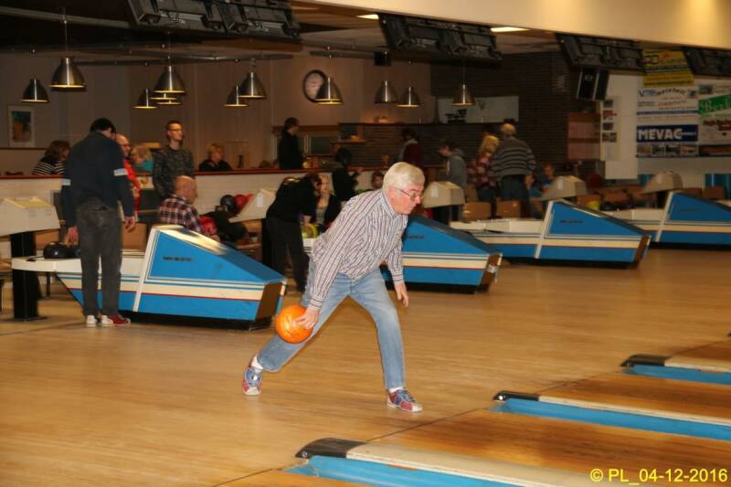 20161204Bowling27.jpg