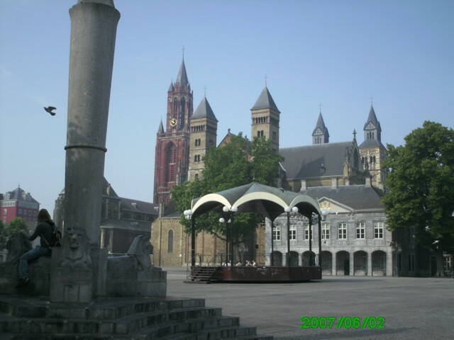 Maastricht_02_juni_07_22.jpg