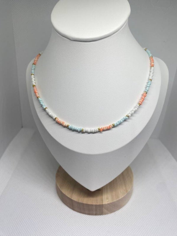 Ketting goud sluitinkje - blauw / wit / zalmroze