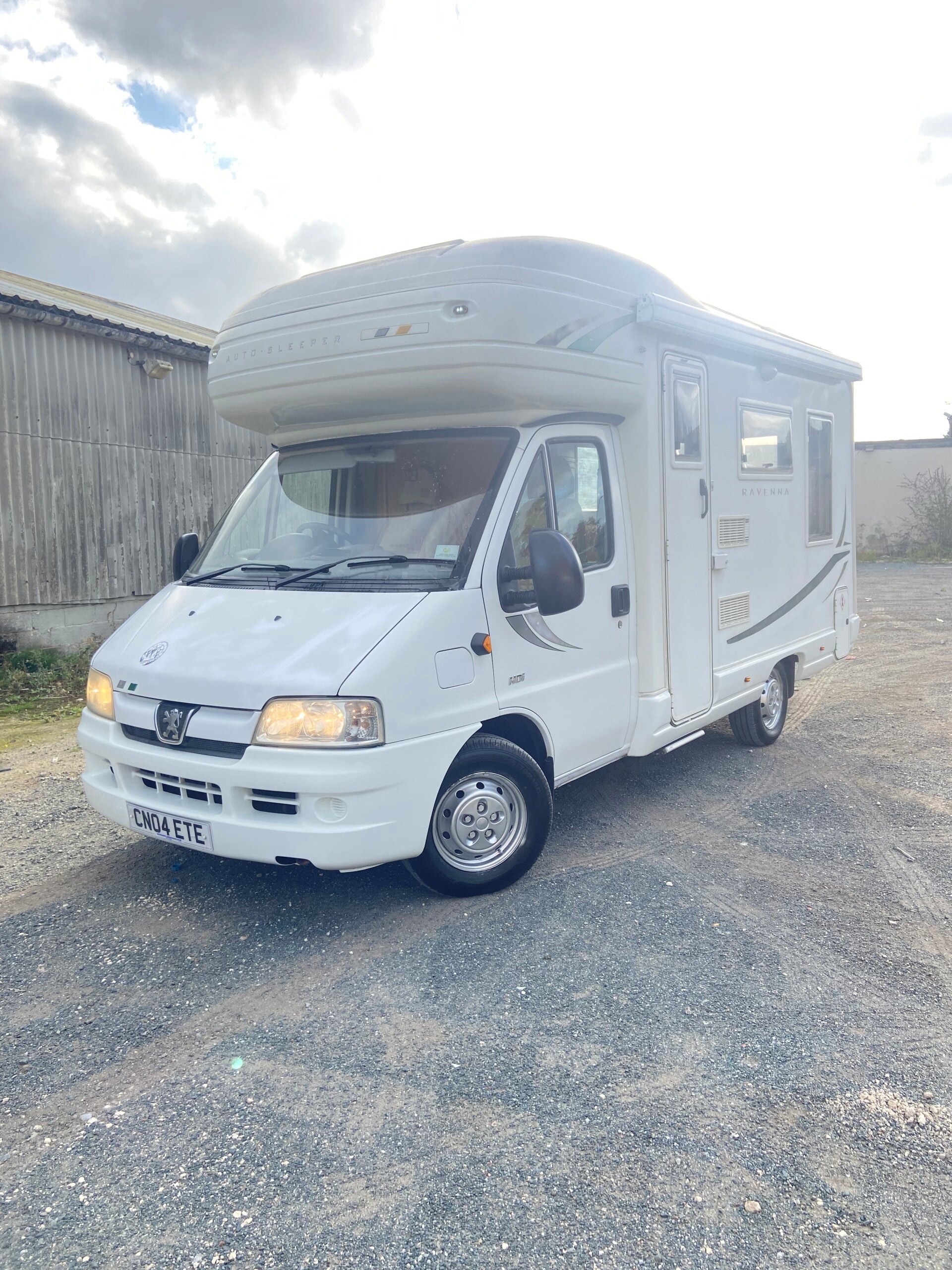 Auto-Sleepers Ravenna 5 berth 4 travellingseatbelt 12 months mot