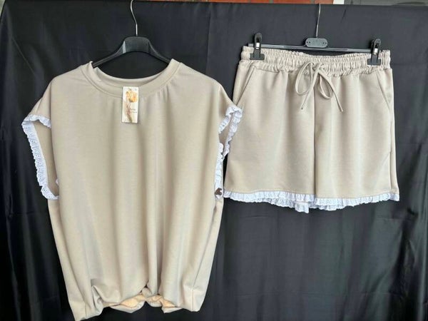 Setje met kant (beige)