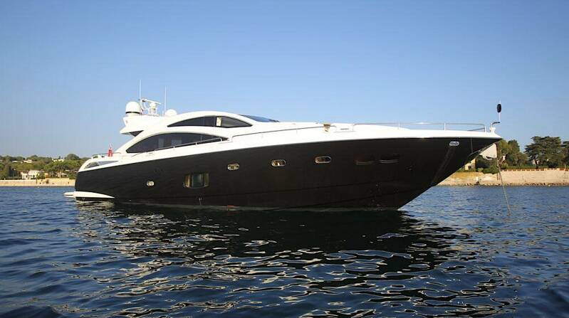 bst-sunrise-sunseeker-86-yacht-charter1-standard-8rnvc3.jpg