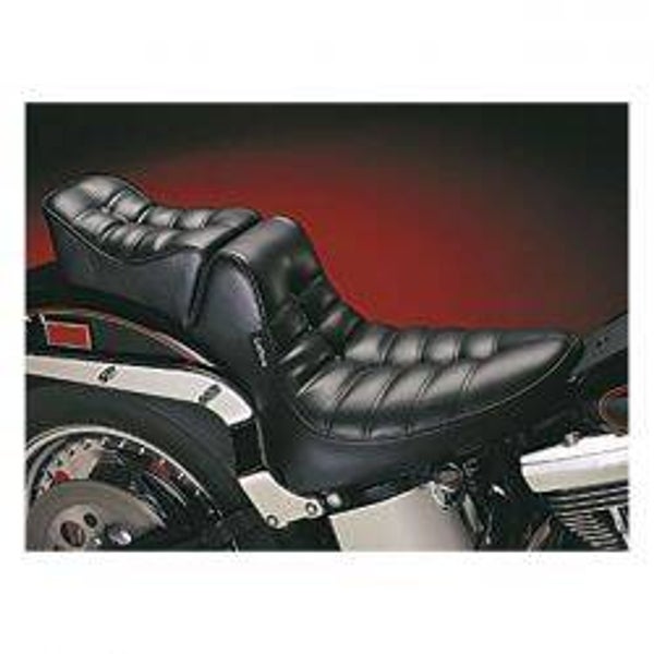 LEPERA, REGAL 2-UP SEAT. PLEATED, > 00-17 Softail (excl. Deuce, FXS, FLS/S) with up to 150mm tire (NU)  mcs nr 506997