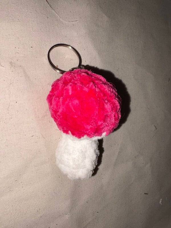 Porte clés champignon au crochet