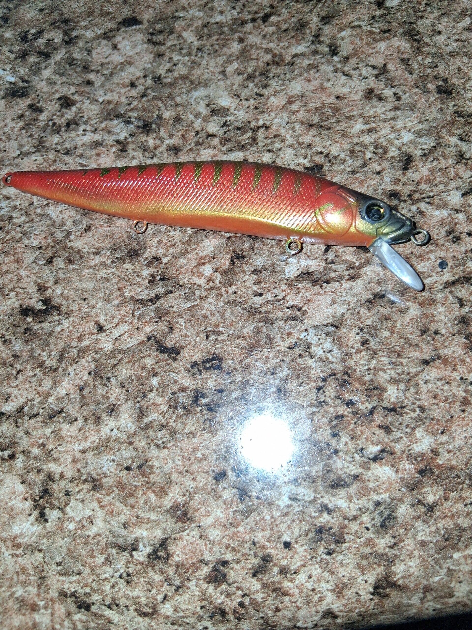 Aka toro deeper suspending jerkbait