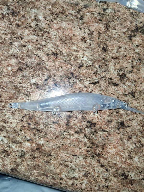 You choose coustom painted deep diving jerkbait