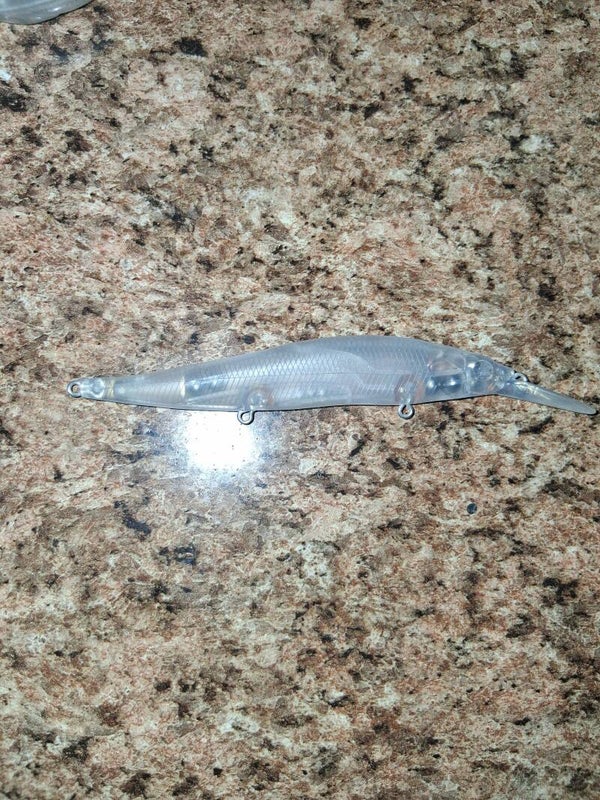 Shallower suspending you choose coustom painted jerkbait