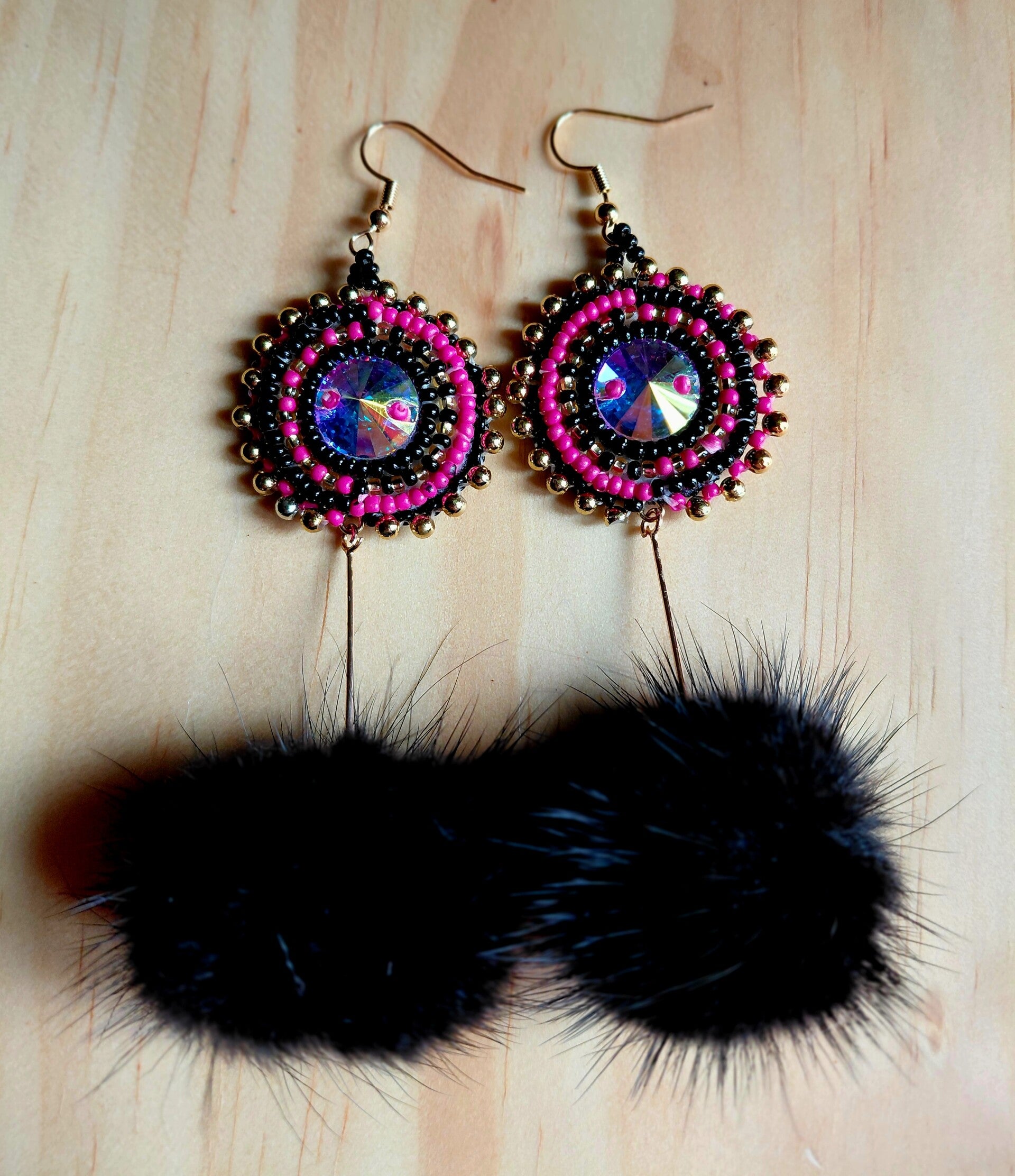 Black Pom Pom