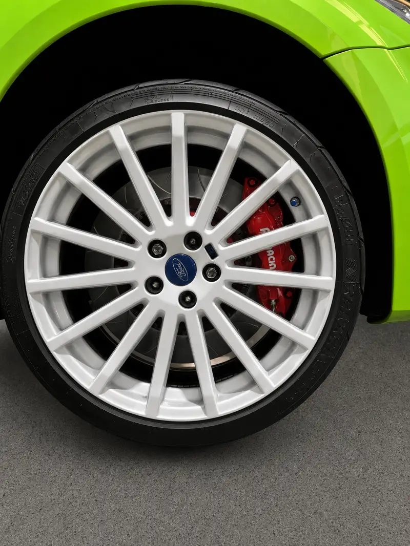f05bf76f-c28d-4231-8286-b90a4d230e52-high-standard.webp