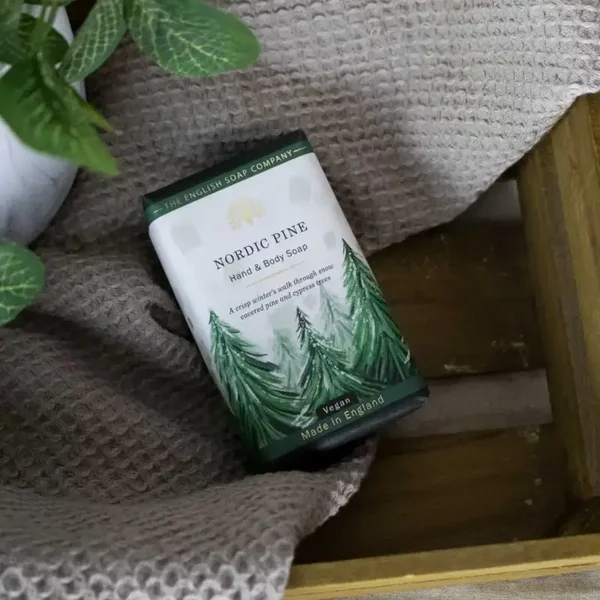 English Soap C° - Nordic Pine - 190gr Soap Bar