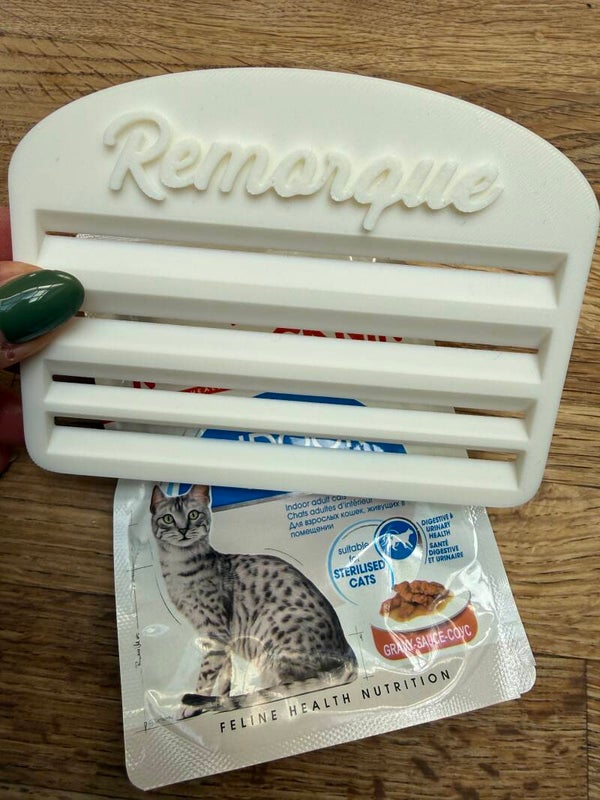 Van Lars - Dispenser kat/hond voerzakjes - 3D print