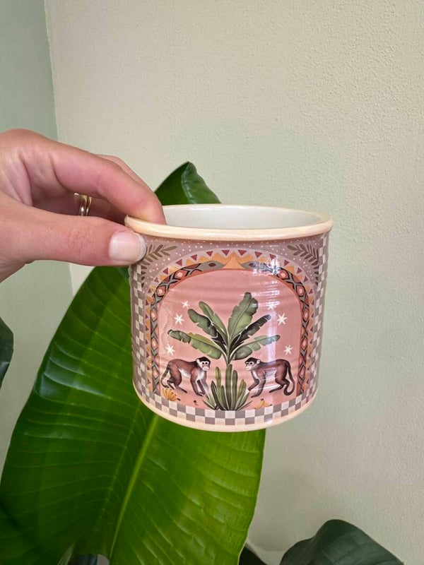 Monkey Jungle pot