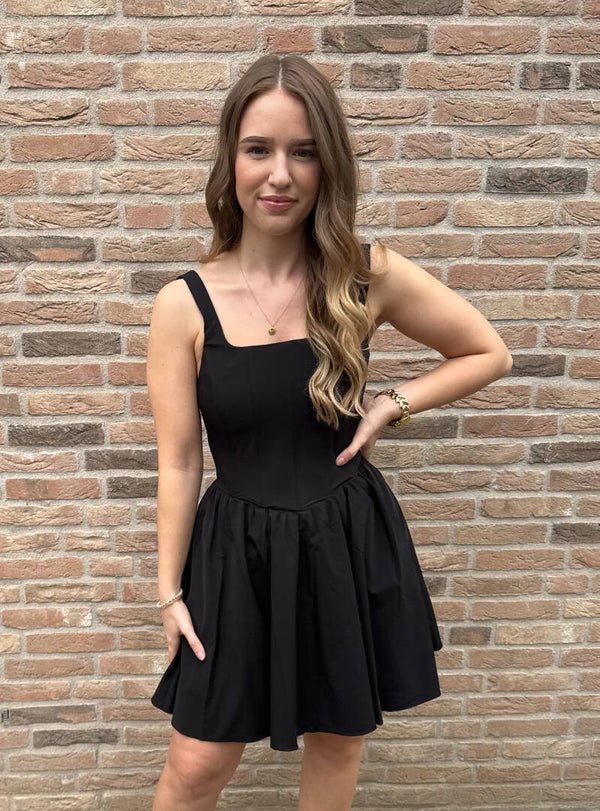 Korte mini jurk - zwart