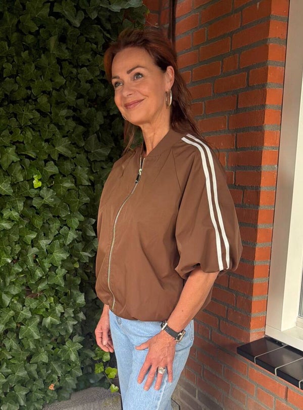 Jasje met dubbele streep mouw - bruin
